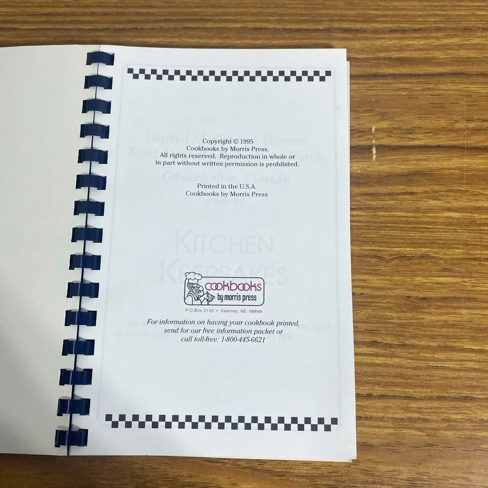 Okeechobee Florida United Methodist Women 1995 VTG Kitchen Keepsakes Cookbook